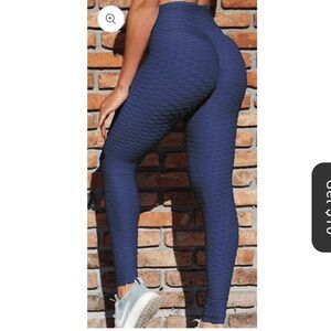 🔴 5 for 20$ - Hot Kiss Navy Textured Leggings